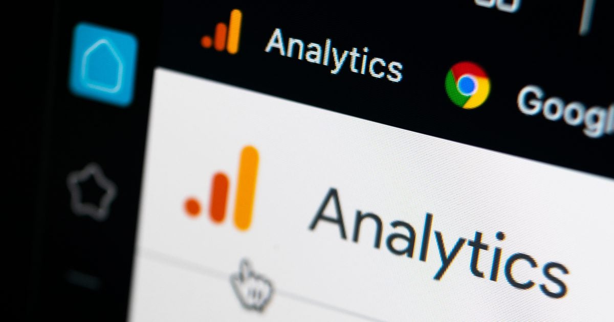 How Google Analytics 4 Tracks AI Assistant Traffic Sources